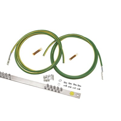 [RGRKCBNJEJY] Kit de Puesta a Tierra con dos Jumpers 6 AWG y Barra de Conexiones de 20 Orificios, para Rack de 19in