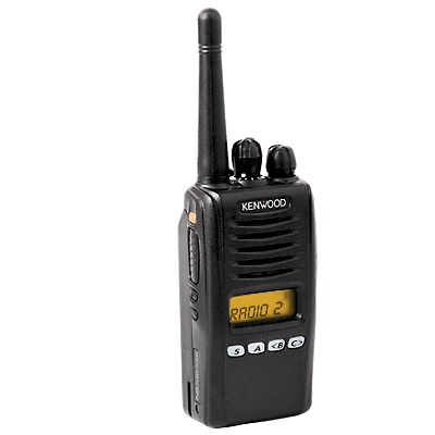 [NX-220-K2] 136-174 MHz, 5 Watts, con pantalla de 8 caracteres y 4 teclas frontales.Incluye Batería, Antena, cargador y clip.