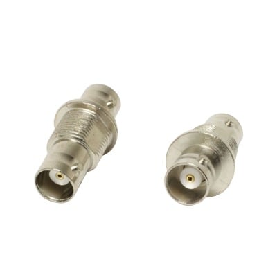 [CON-N103] Adaptador Coaxial Doble, de BNC Hembra a BNC Hembra para Chasis en COM-3010, Niquel / Oro / Delrin.