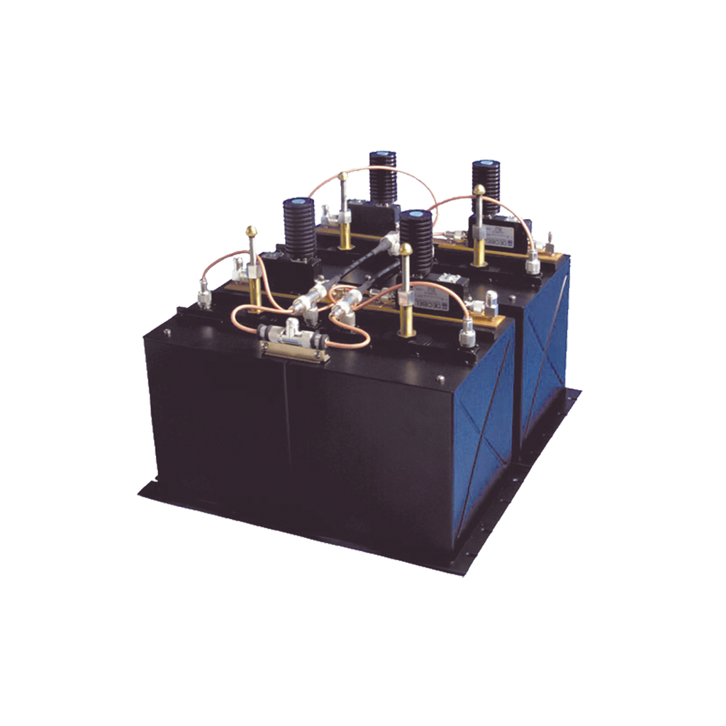 Combinador dB SPECTRA, en Panel /Rack 19, 410-430 MHz,3 Canales, 100 kHz de Sep. N Hembras.