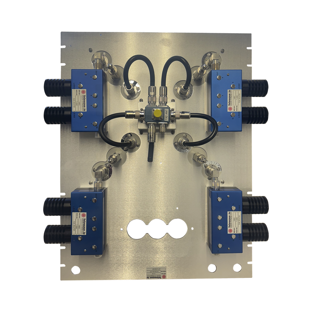 Combinador en Panel para Rack 19 400-512 MHz, 4 Canales (8 Diam.) 250 kHz, 100/150 Watt, N Hembras.