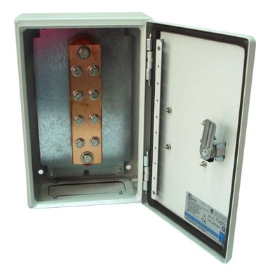 [TG-BUE-12] Barra de Unión y Distribución de Hilos Tierra Física con Gabinete de 1999 Amperes de Capacidad.