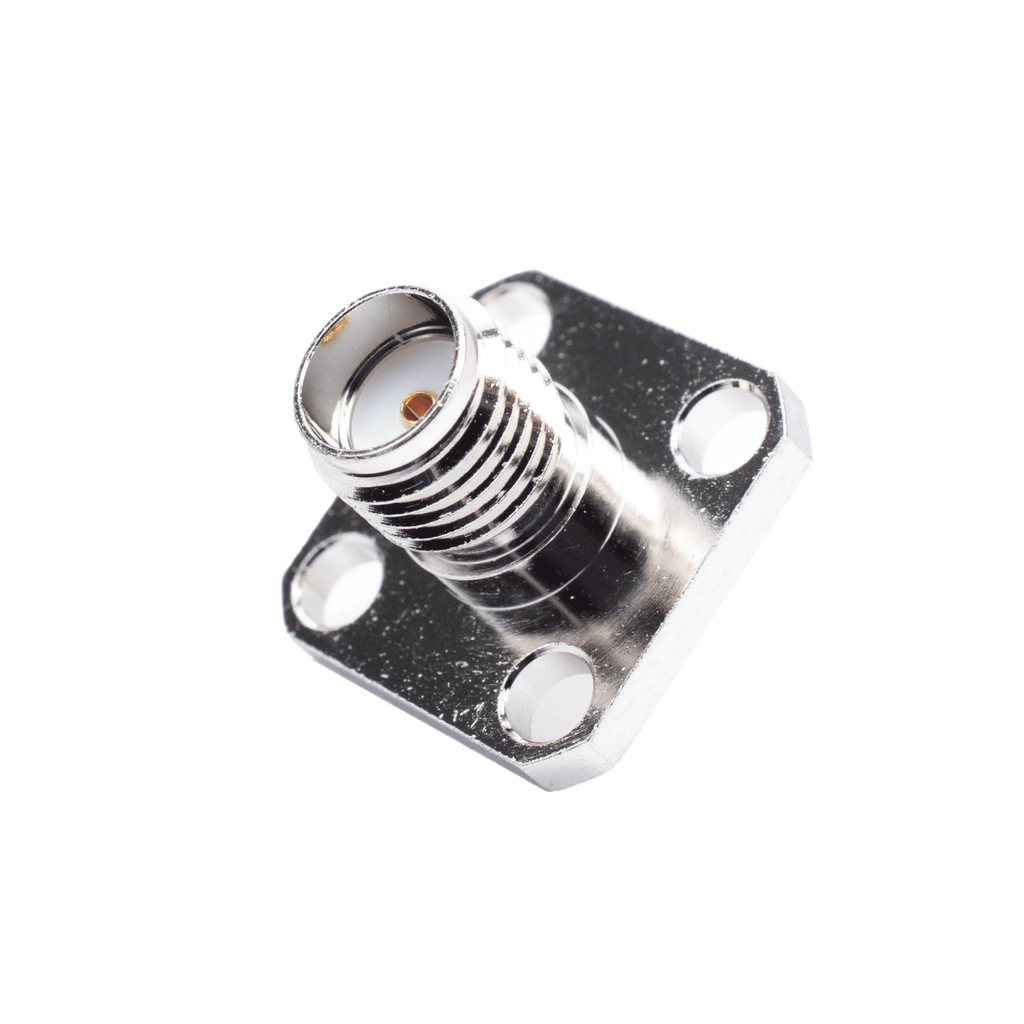 [RSA-3271] Conector SMA Hembra, Montaje de Panel Cuadrado, 4 Perforaciones, Soldable, Niquel/ Oro/ Teflón.
